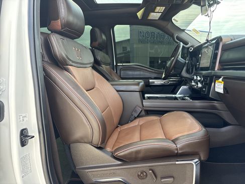 Used 2025 Ford F250 King Ranch w/ FX4 Off-Road Package AWD/4WD image 10