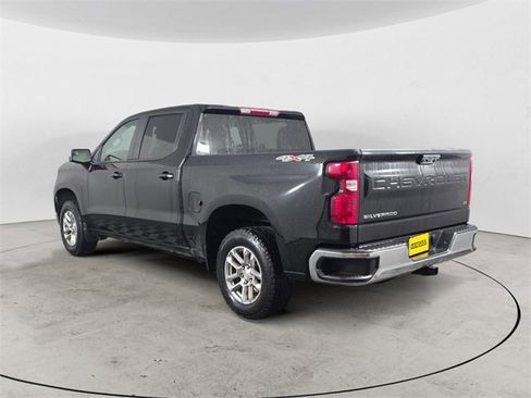 Used 2023 Chevrolet Silverado 1500 LT image 3