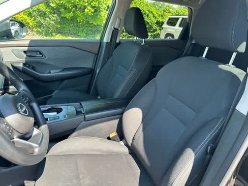 Used 2023 Nissan Rogue S FWD image 5