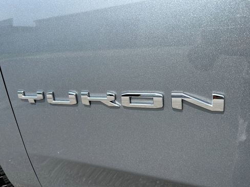 New 2026 GMC Yukon Elevation w/ LPO, Floor Liner Package AWD/4WD image 9