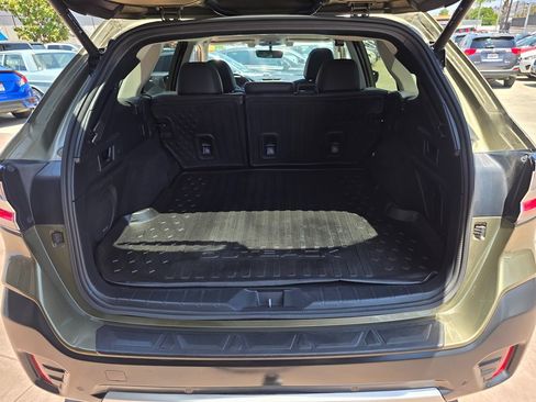 Used 2022 Subaru Outback Limited AWD/4WD image 19