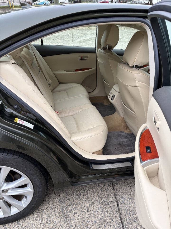 Used 2010 Lexus ES 350 FWD image 7