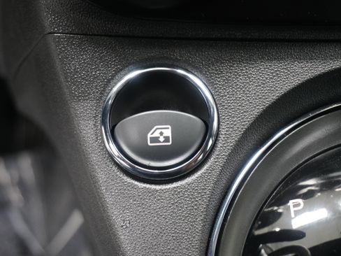 Used 2015 FIAT 500 Sport FWD image 18