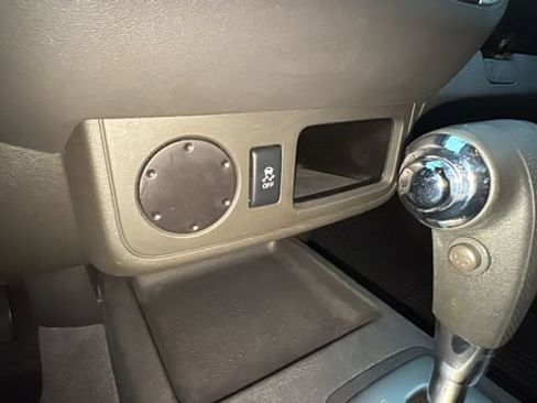 Used 2018 Nissan Frontier S image 19