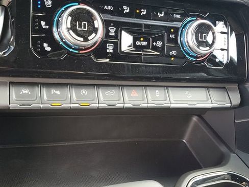 New 2026 GMC Sierra 1500 AT4 w/ AT4 Premium Package image 25