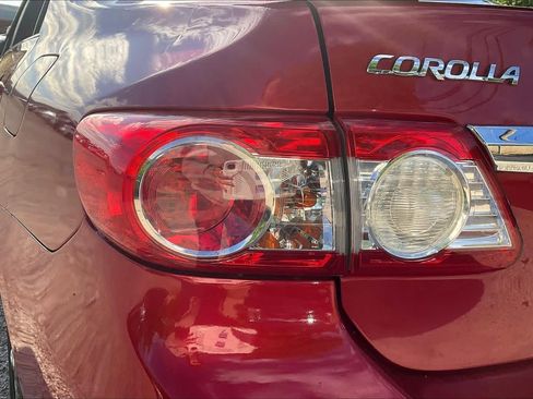 Used 2013 Toyota Corolla LE w/ Premium Pkg image 26