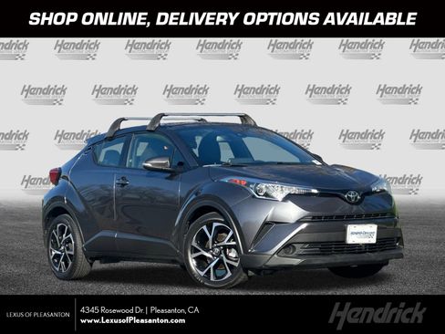 Used 2019 Toyota C-HR XLE image 1