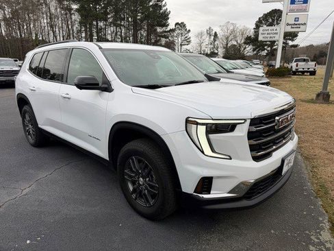 Certified 2025 GMC Acadia Elevation image 3