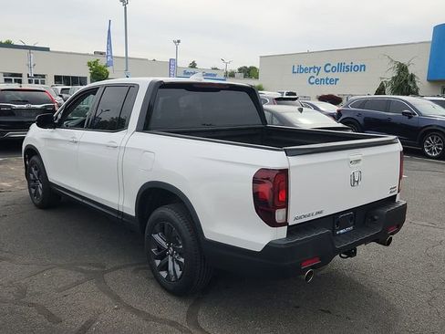 Certified 2023 Honda Ridgeline Sport image 4