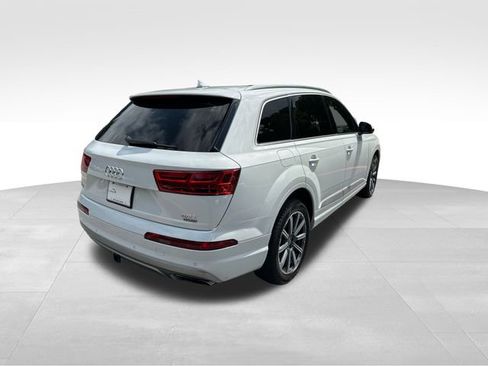 Used 2018 Audi Q7 3.0T Prestige image 5
