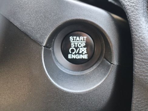 Used 2017 Jeep Compass Trailhawk w/ Leather Interior Group image 23