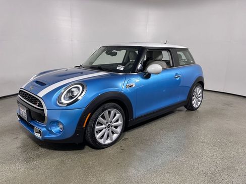 Used 2019 MINI Cooper S w/ Driver Assistance Package image 7