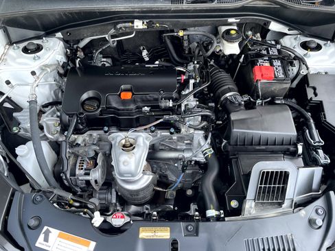 Used 2024 Honda HR-V EX-L image 7