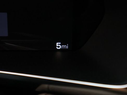 New 2026 GMC Canyon Denali w/ LPO, Black Badging Package AWD/4WD image 39