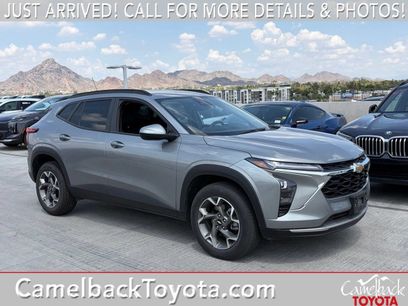 Used 2025 Chevrolet Trax LT