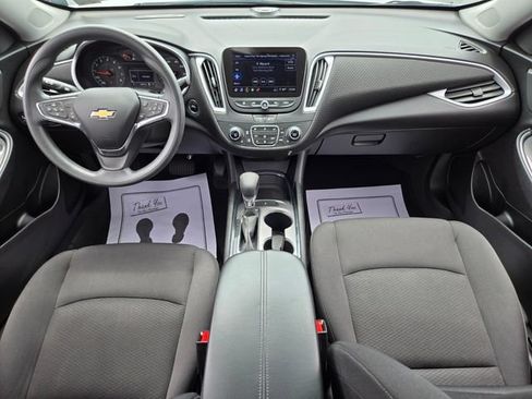 Used 2023 Chevrolet Malibu LT FWD image 14