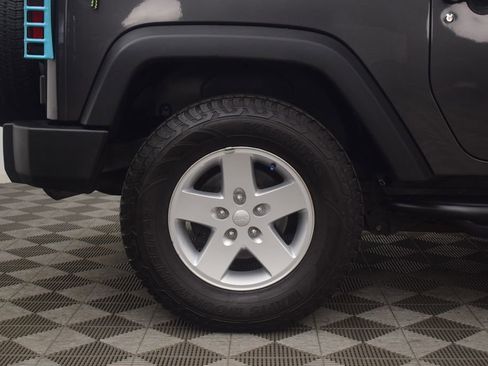 Used 2017 Jeep Wrangler Sport w/ Quick Order Package 24S AWD/4WD image 27