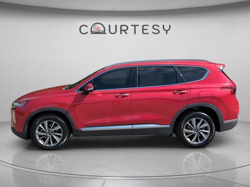 Used 2020 Hyundai Santa Fe SEL w/ Convenience + Premium Package FWD image 4