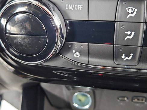 Certified 2025 Chevrolet Trax ACTIV w/ Driver Confidence Package image 17