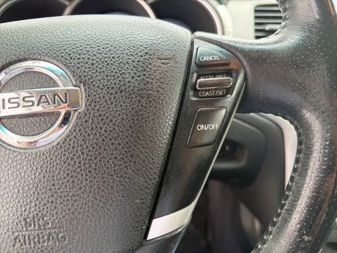 Used 2012 Nissan Murano SV AWD/4WD image 8