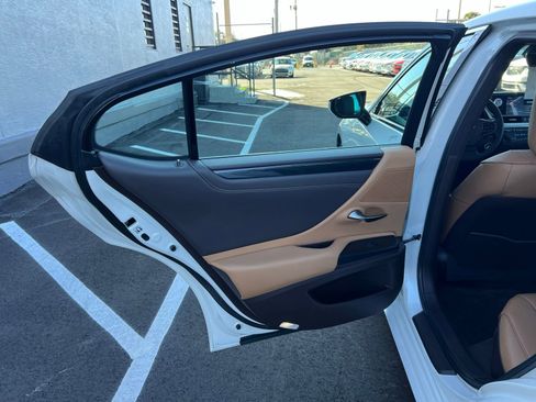 Used 2020 Lexus ES 350 image 38