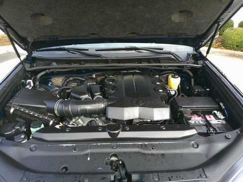 Used 2022 Toyota 4Runner SR5 Premium image 35