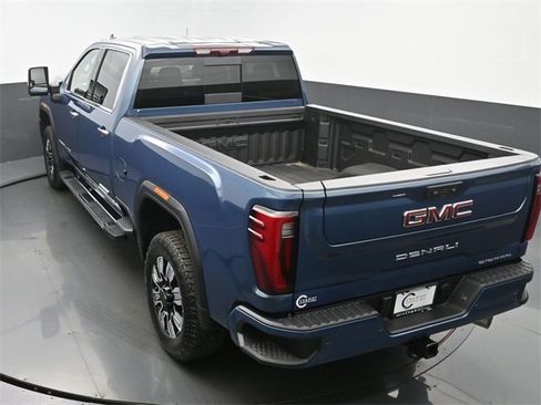 New 2025 GMC Sierra 2500 Denali w/ Denali Reserve Package image 41