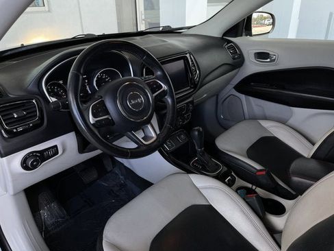 Used 2018 Jeep Compass Limited w/ Navigation Group image 11