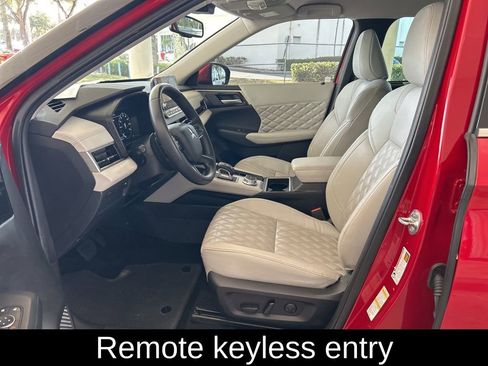 Used 2023 Mitsubishi Outlander SEL image 5