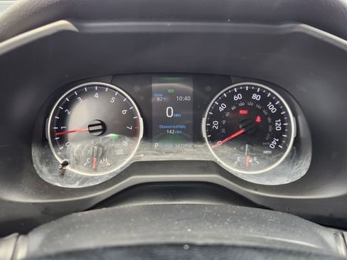 Used 2021 Toyota RAV4 XLE w/ Convenience Package FWD image 14