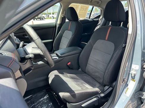 Certified 2024 Nissan Sentra SR w/ Trunk Package FWD image 20