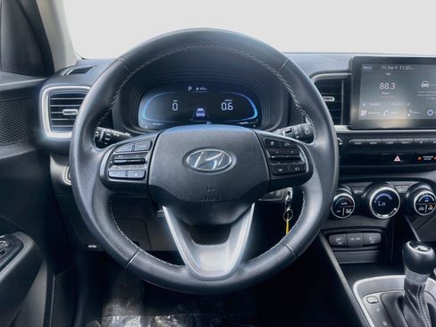 Used 2023 Hyundai Venue SEL w/ Cargo Package FWD image 14