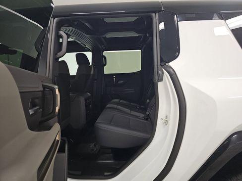 Used 2025 GMC Hummer EV 3X AWD/4WD image 13