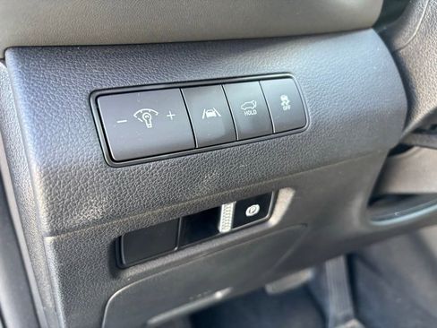 Used 2023 Hyundai Santa Fe SEL image 20