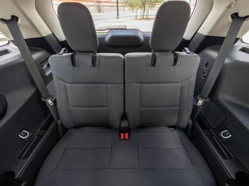 Certified 2025 Ford Explorer Active RWD image 16