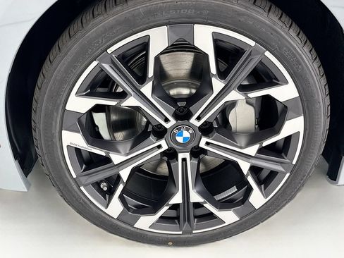 New 2026 BMW 330i Sedan w/ M Sport Package RWD image 29