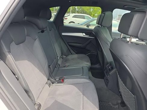 Used 2023 Audi Q5 e Premium Plus w/ Premium Plus Package AWD/4WD image 13