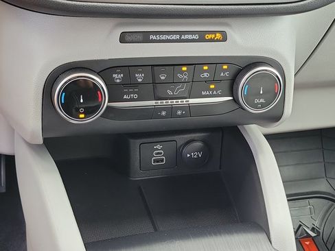 Certified 2026 Ford Escape Active FWD image 32