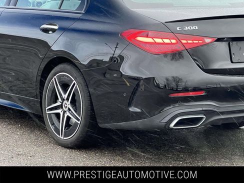 Used 2023 Mercedes-Benz C 300 4MATIC Sedan image 4