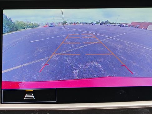 New 2025 Cadillac XT5 Luxury image 21