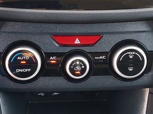 Used 2023 Subaru Crosstrek 2.0i image 27