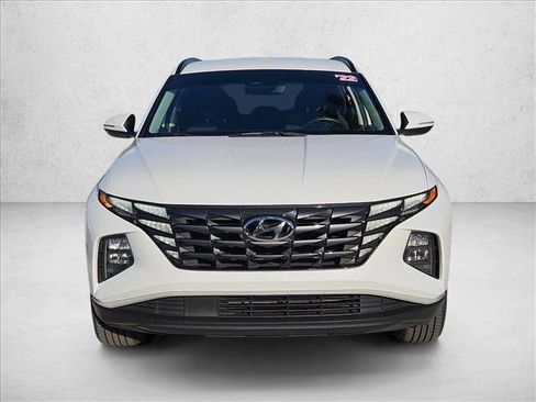 Used 2022 Hyundai Tucson SEL FWD image 2