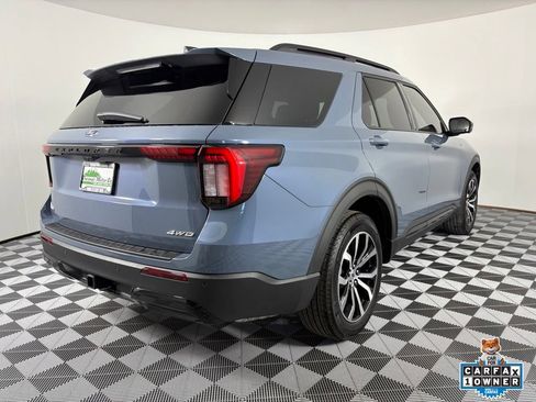 Certified 2025 Ford Explorer ST-Line AWD/4WD image 8