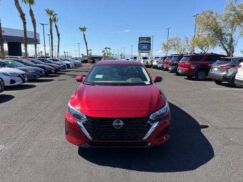 Used 2025 Nissan Sentra SV w/ SV Premium Package FWD image 2