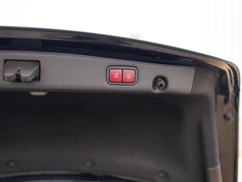 Used 2019 Mercedes-Benz E 300 4MATIC w/ Premium 1 Package image 21