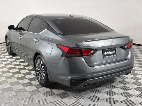 Used 2023 Nissan Altima 2.5 SV w/ SV Premium Package image 7