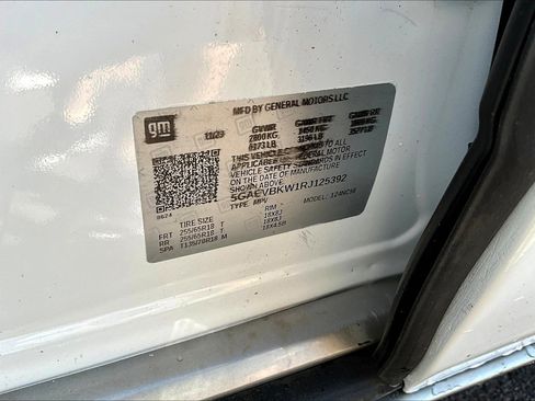 Used 2024 Buick Enclave Premium image 34