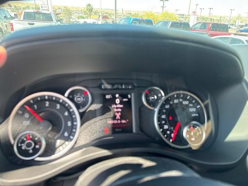 New 2026 RAM 1500 Big Horn AWD/4WD image 9