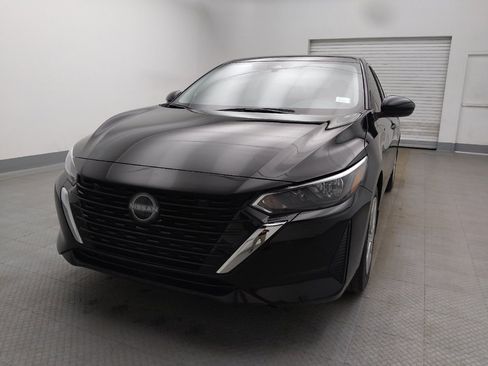 Used 2025 Nissan Sentra S image 15