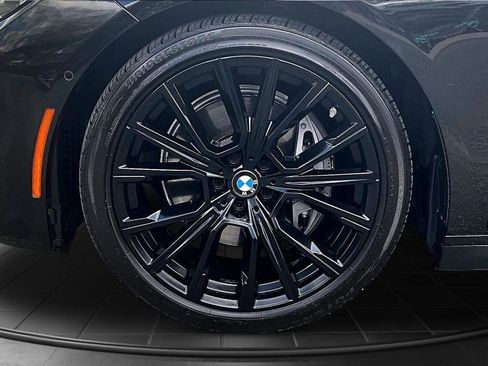 Used 2020 BMW 740i w/ M Sport Package RWD image 34